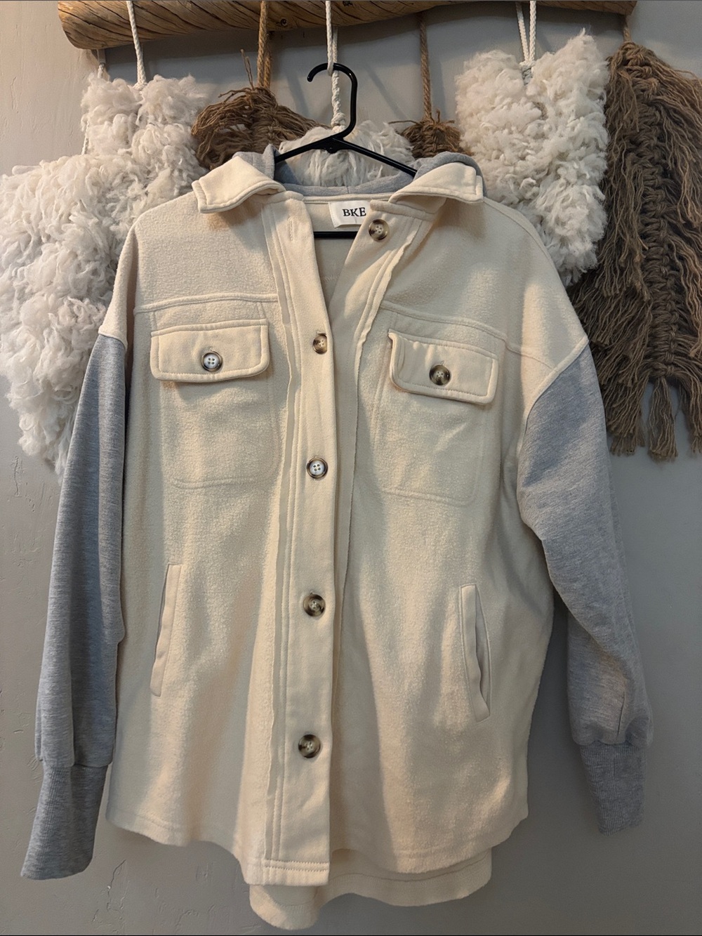 BKE Cream Button-Front Teddy Jacket with Gray Sleeves